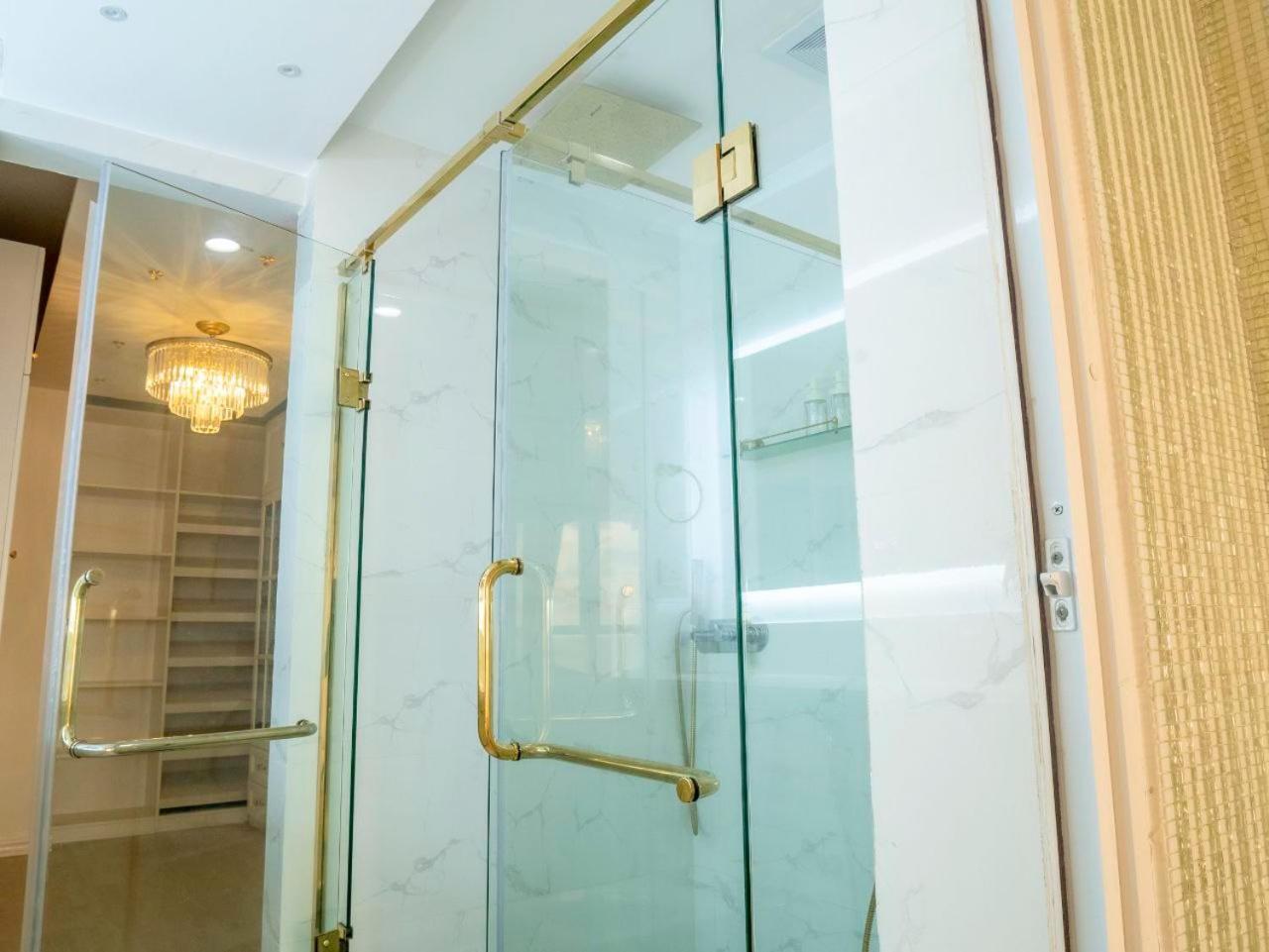 Beachfront Seaview Apartment Мале Екстер'єр фото